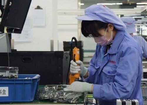 新一期LPR下行 精準滴灌助力降成本，金融戰疫穩固實體經濟